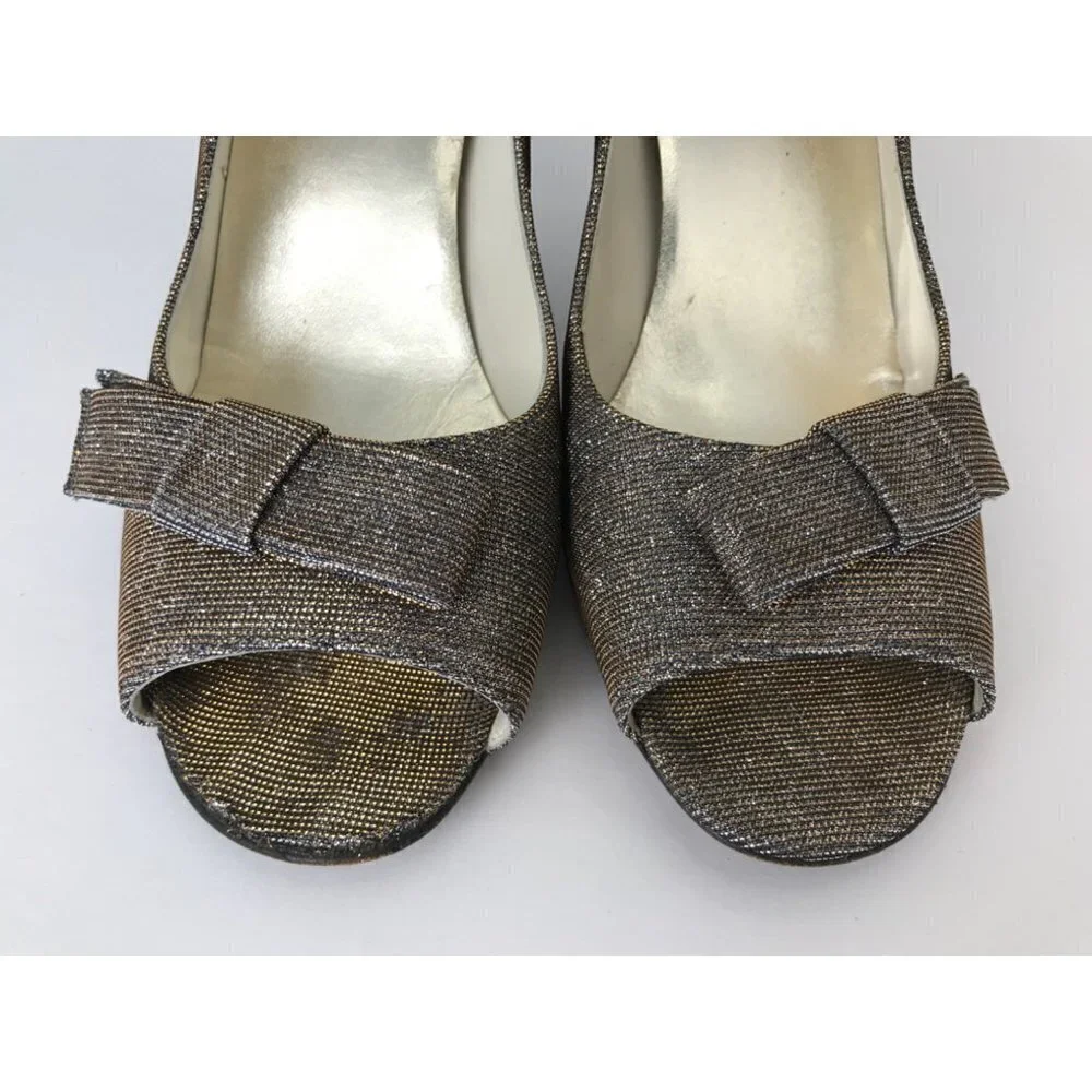 Stuart Weitzman Bronze Silver Metallic Bow Pumps Size 10M